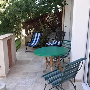 le-jas-du-colombier.fr-provencehotel.com/